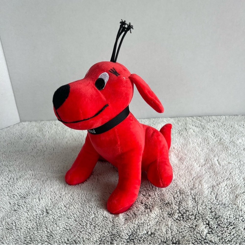 Clifford The Big Red Dog Plush  Toy with Black Collar - Pets Dog